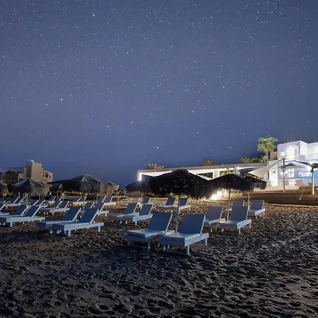 Aparthotel Akrogiali Beach